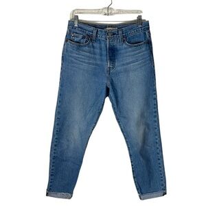 Levi’s Wedgie Icon Fit Straight Leg Rolled Hem Jean Size 29